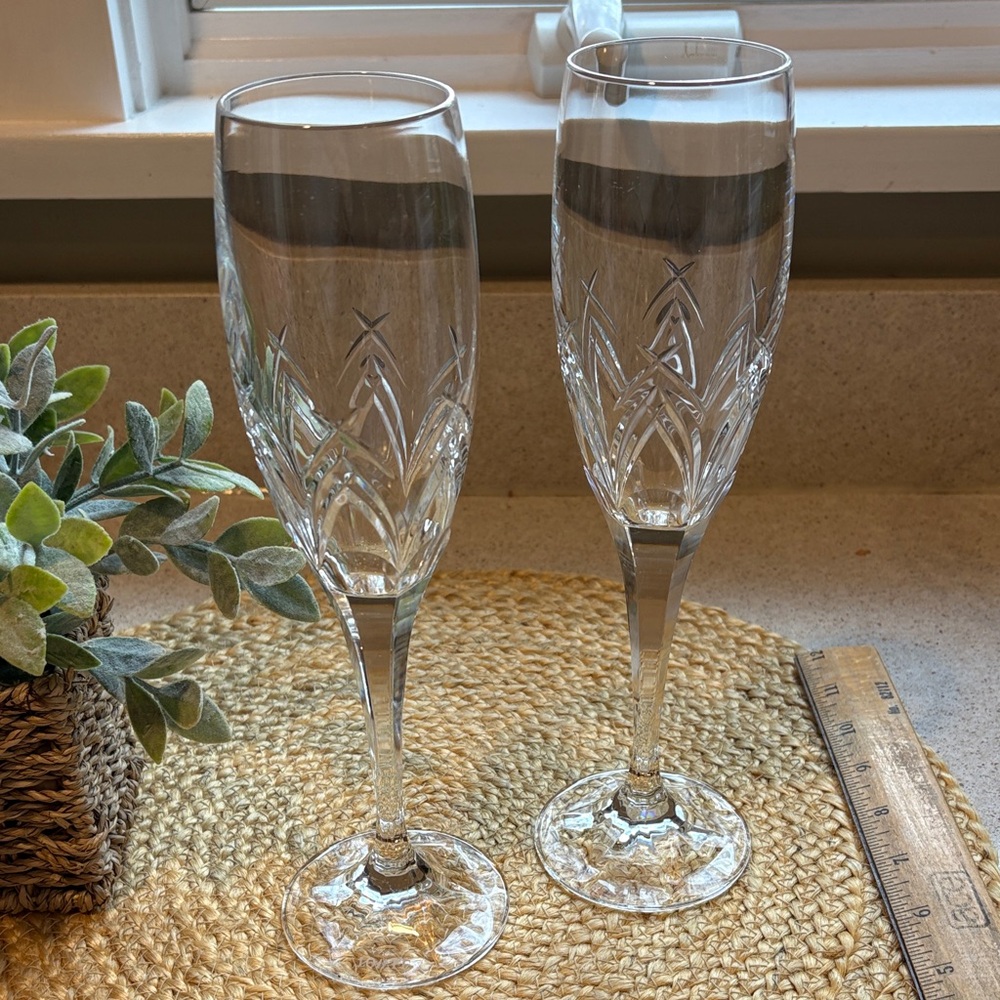 (2) Towle Fluted Champagne Glasses TOC4